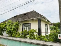 Casa Dolhestii Mari, 2900mp teren. 