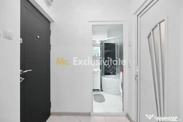Garsonieră decomandată - Complet renovată - Parter –...