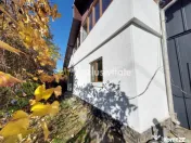 De închiriat: Hale si locuință pe 3 000 mp/ Bascov - A...