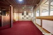 Spatiu de inchiriat - intersectia Valea Mare-Stefanesti -... 
