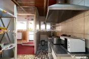 Spatiu de inchiriat - intersectia Valea Mare-Stefanesti -... 