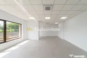 Spațiu comercial generos – 160 mp – poziție premium...
