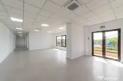 Spațiu comercial generos – 160 mp – poziție premium... 