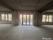 Spațiu comercial ultracentral - prima inchiriere 