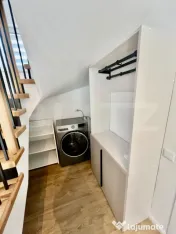 Duplex la cheie cu 4 camere, 250 mp teren, 2 parcari zona Av 