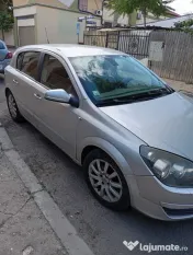 Vând Opel Astra H 