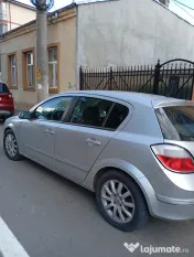 Vând Opel Astra H 