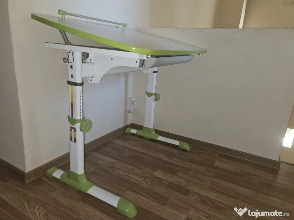 scaun si birou ergonomic copii