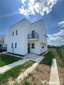 Casa tip duplex - 3 camere - 2 bai