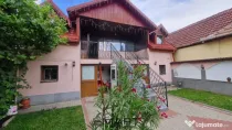 Casa 5 camere teren 450mp zona Trei Stejari