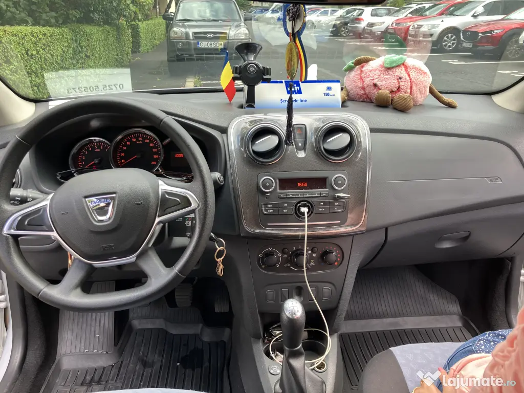 Vând Dacia Sandero