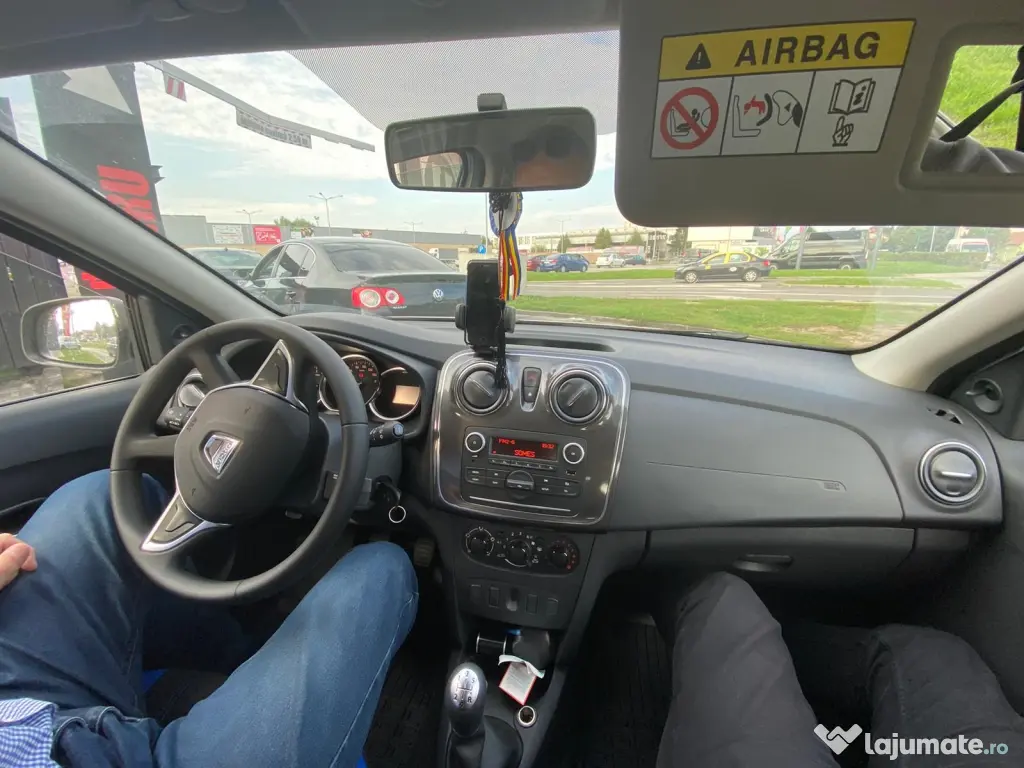 Vând Dacia Sandero