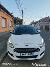 Vând Ford S-Max 2.0tdci-150CP Fabricat 2018 Titanium Automată/7 locuri