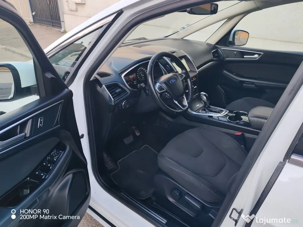 Vând Ford S-Max 2.0tdci-150CP Fabricat 2018 Titanium Automată/7 locuri