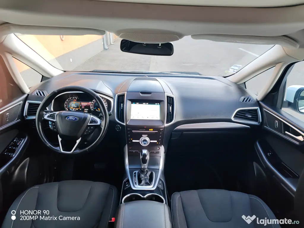 Vând Ford S-Max 2.0tdci-150CP Fabricat 2018 Titanium Automată/7 locuri