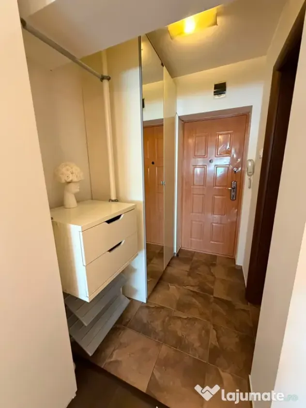 Proprietar vand garsorniera zona Dristor. Exclus agentii