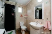Casă individuală de vânzare 190mp construiti+1800mp te... 