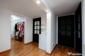 Casă individuală de vânzare 190mp construiti+1800mp te... 