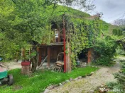 Pensiune cu Salina, Moroieni- Investitie la Cheie in Turi... 