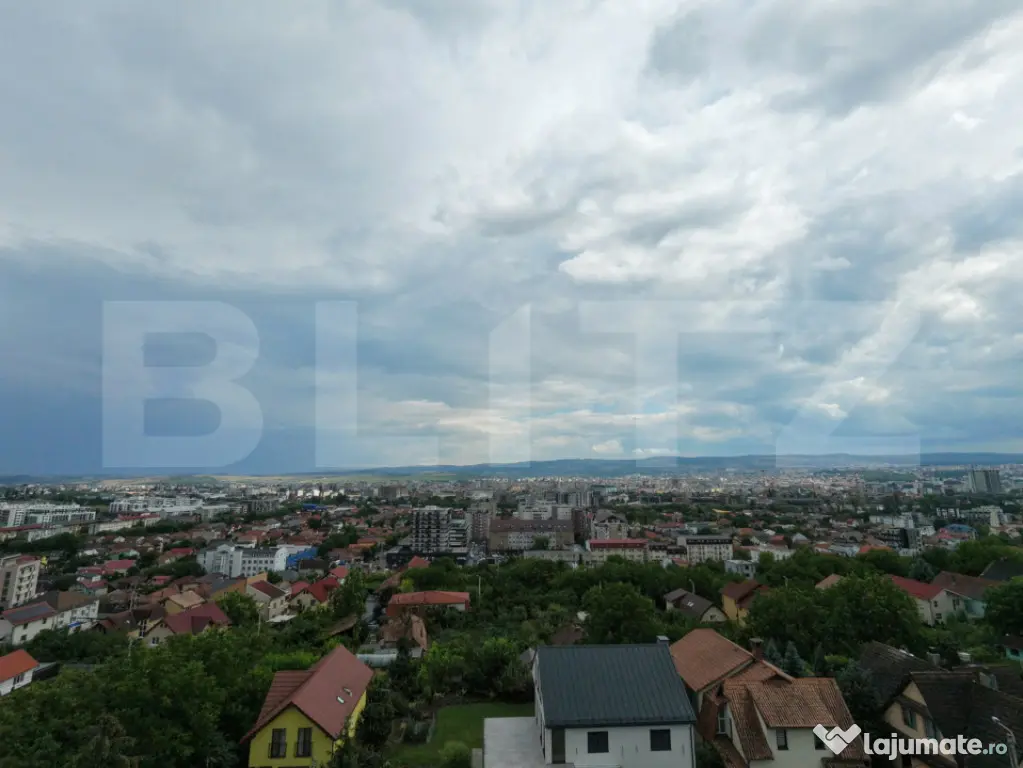 Oportunitate de investiție – 4 parcele de teren intravila