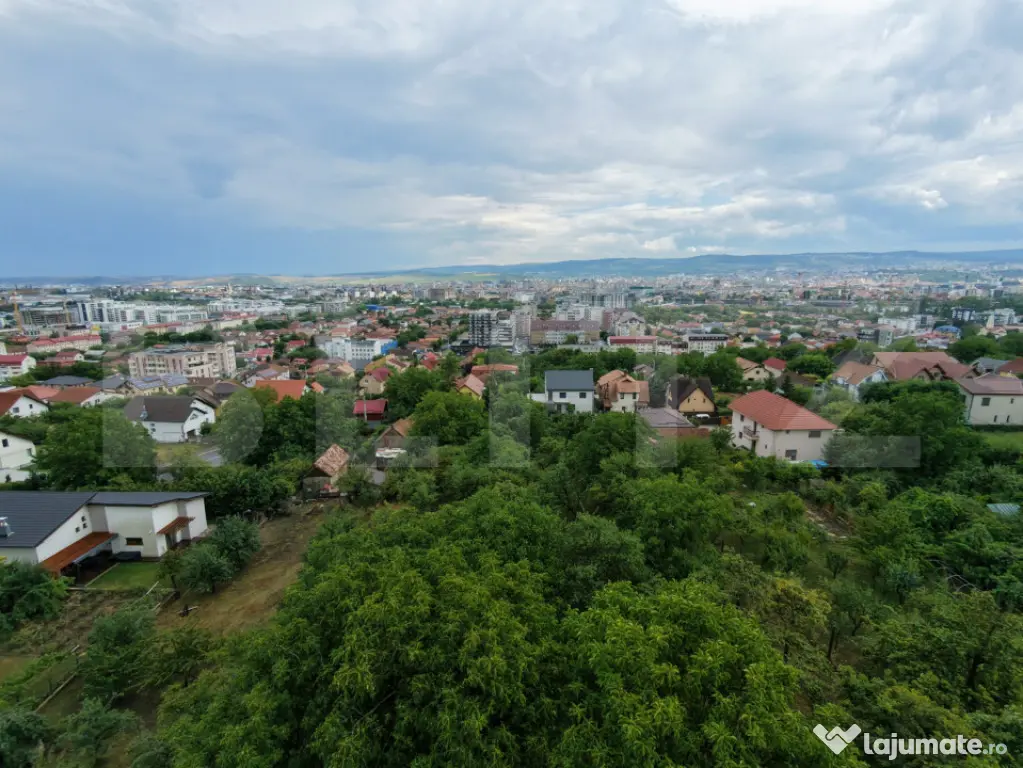 Oportunitate de investiție – 4 parcele de teren intravila