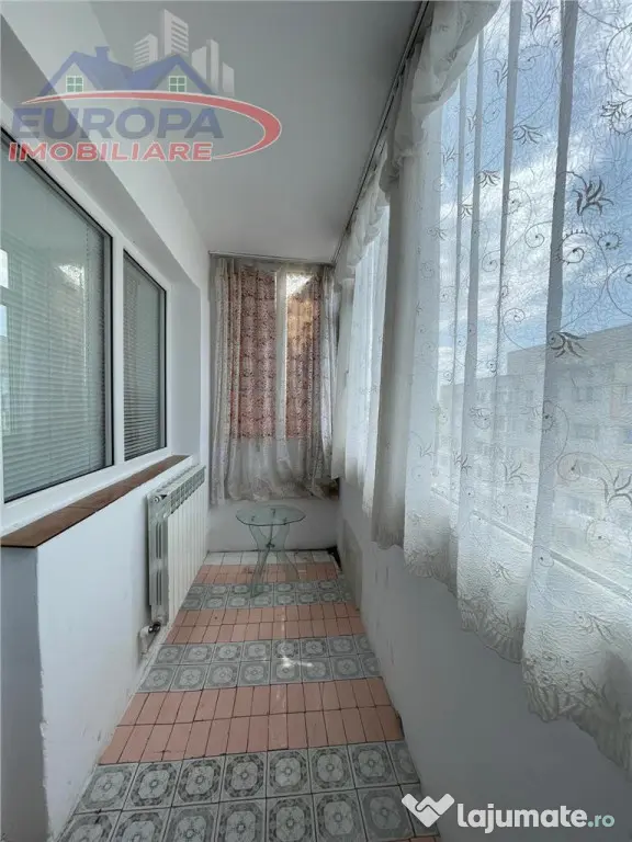Apartament cu 4 camere de zona centrala Tulcea