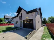Casa complet mobilata, 3 dormitoare, garaj și livada –... 