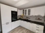 Casa complet mobilata, 3 dormitoare, garaj și livada –...