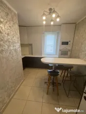 Apartament 3 camere decomandat - zona Tomis II 