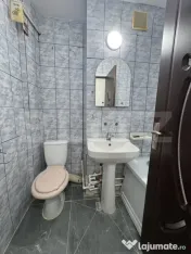 Apartament 3 camere, 45 mp, zona Craiovița Nouă 