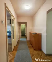 Apartament 3 camere decomandat, etaj intermediar, zona Maghe 