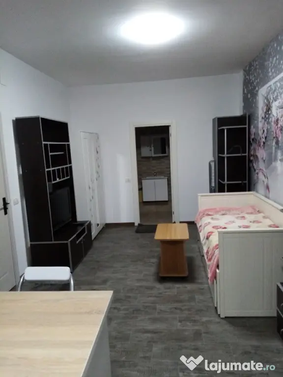 Direct proprietar, ofer spre închiriere garsonieră București Apărătorii Patriei