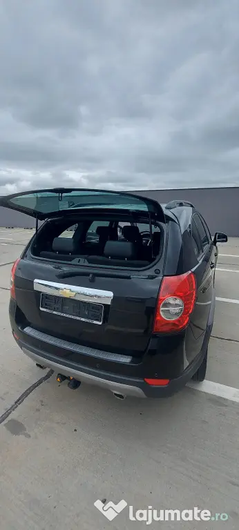 Vând Chevrolet Captiva 2.0 4WD 7 SIZER AUTOMATIK LT