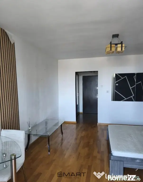 Garsoniera moderna zona Milea - Politie