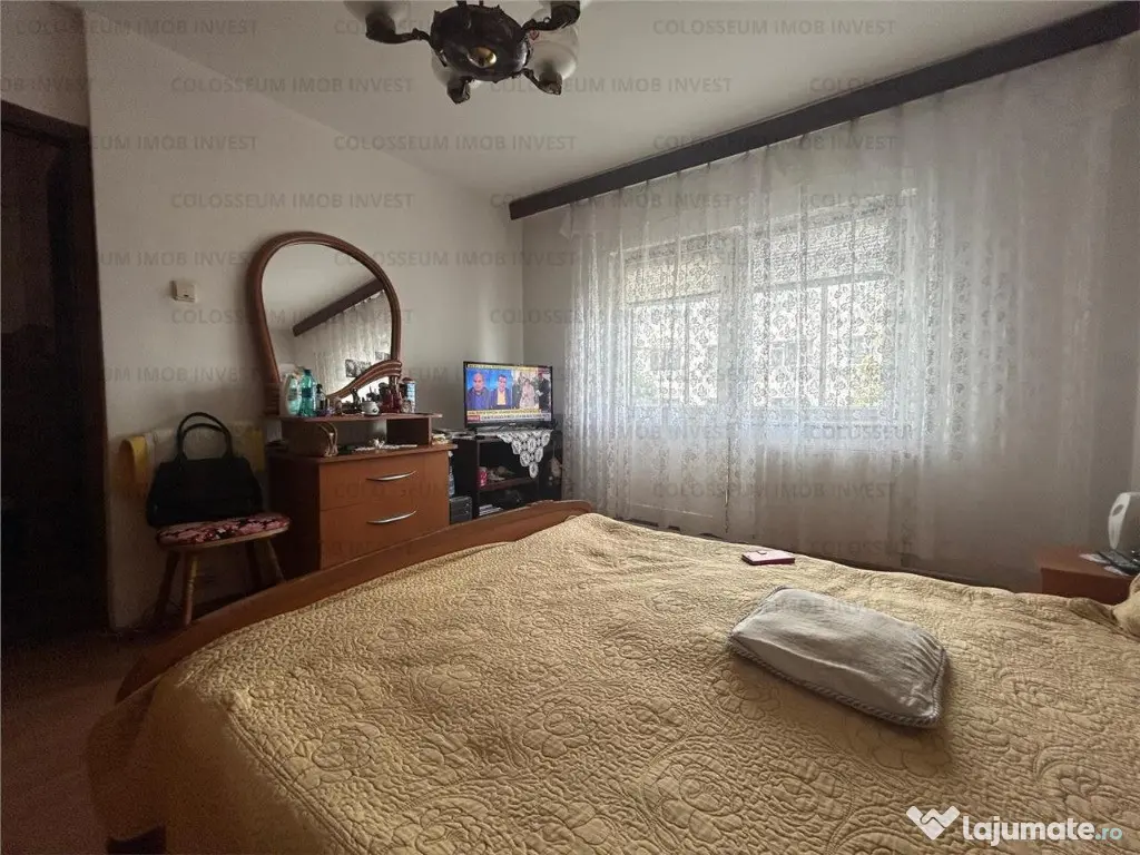 Apartament decomandat, 3 camere, 2 bai, 2 balcoane, spatios, zona Noua
