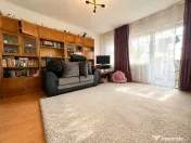 Apartament decomandat, 3 camere, 2 bai, 2 balcoane, spatios, zona Noua 
