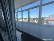 Apartamnet 3 camere . etaj intermediar , zona spital Radauti 