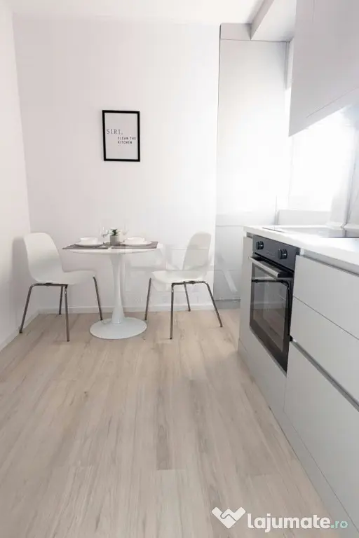 2 camere, 10/15, parcare, piscina ,72 mp-Ansamblul Primavara