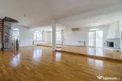 Domeniu privat 5.000 mp, cu reședință de 625 mp și pi...