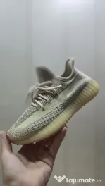 Yeezy 350 Premium