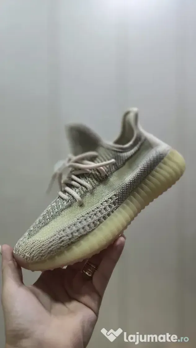 Yeezy 350 Premium