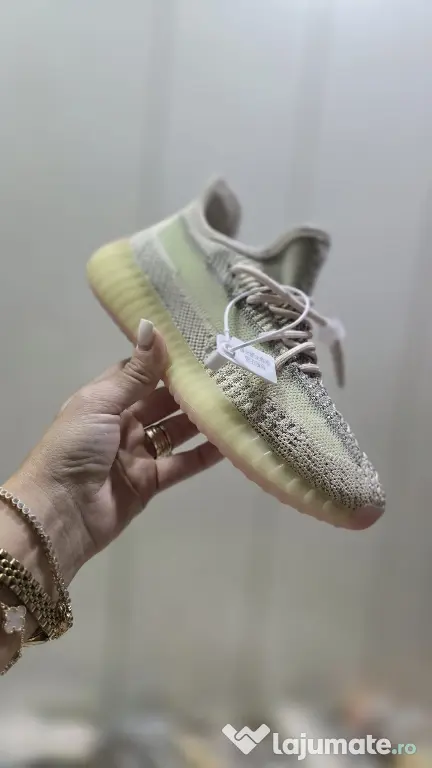 Yeezy 350 Premium