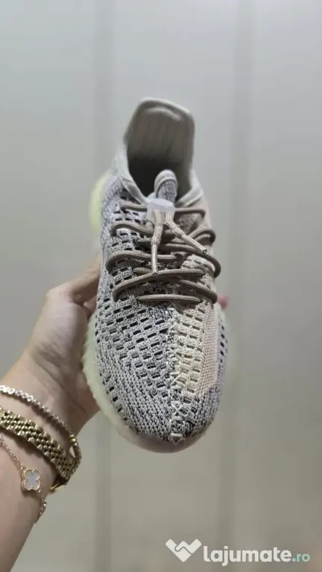 Yeezy 350 Premium