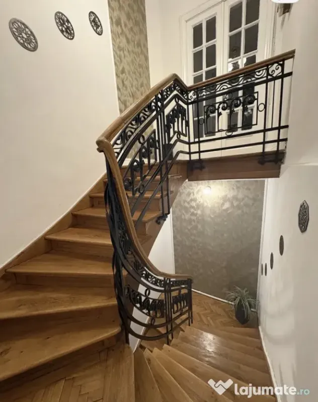 Apartament în vila Piața Unirii-Universitate