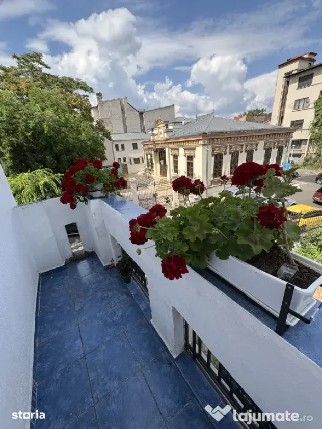 Apartament în vila Piața Unirii-Universitate