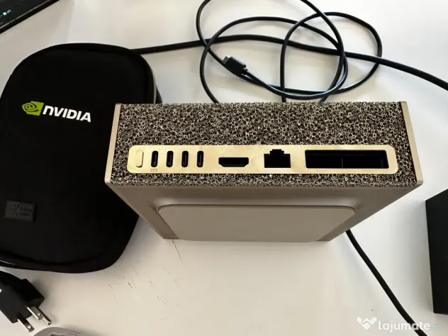 Sistem Mini PC PNY NVIDIA DGX Spark GB10 | 128GB RAM | 4TB | Founders Edition