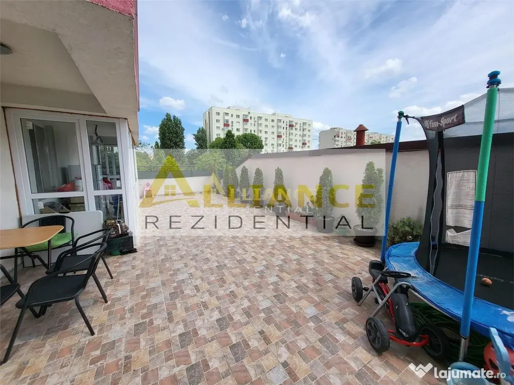 Ap 3 camere Berceni cu terasa