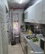 Apartament cu 3 camere, Podu ros, zona centrala 