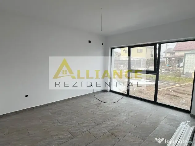 Casa 3 camere- strada asfaltata- 250 mp teren