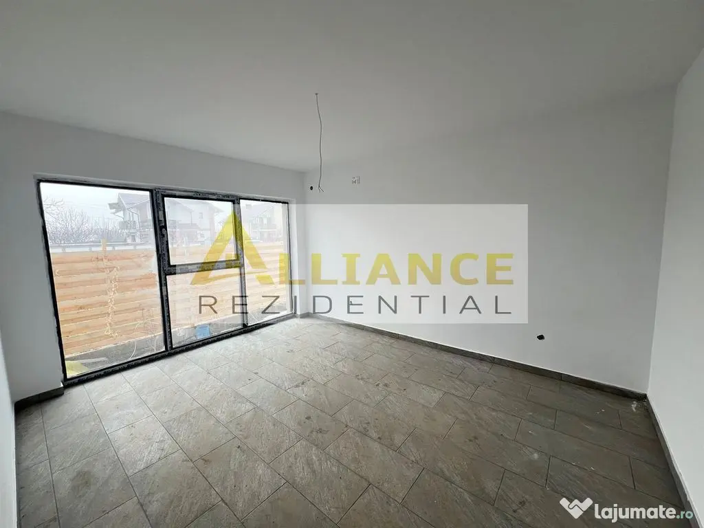 Casa 3 camere- strada asfaltata- 250 mp teren